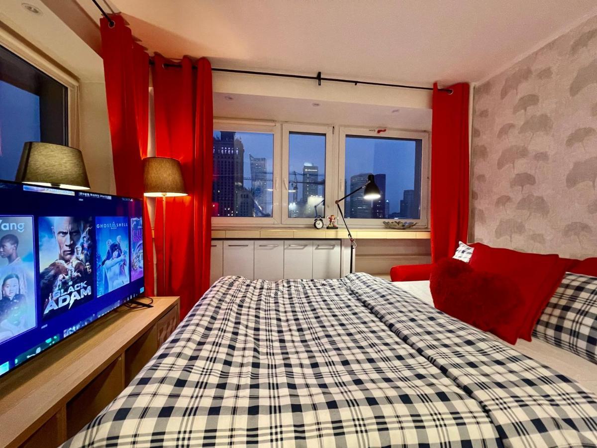 Love Metro Wifi 300Mbs 65'Tv Netflix Hbo Appletv+ Apartment Warsaw Exterior photo